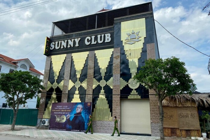 bar-sunny-vinh-phuc Bar Sunny Vĩnh Phúc lộ clip thác loạn, tay vịn cởi đồ tiếp khách giữa mùa dịch