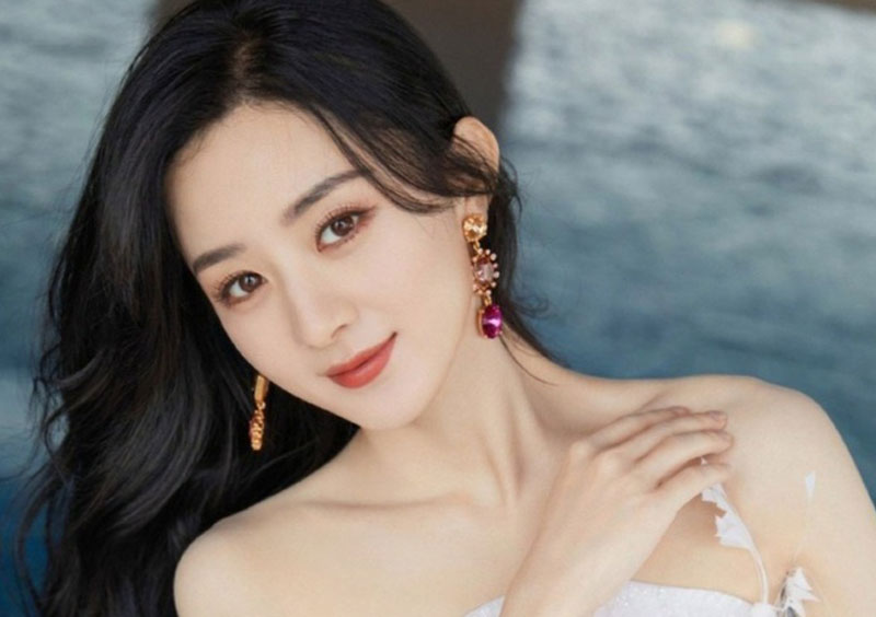 nữ diễn viên xinh đẹp họ Triệu