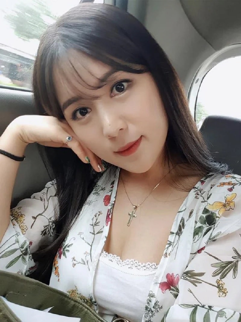 Bạn gái Wanbi Tuấn Anh xinh đẹp độc thân