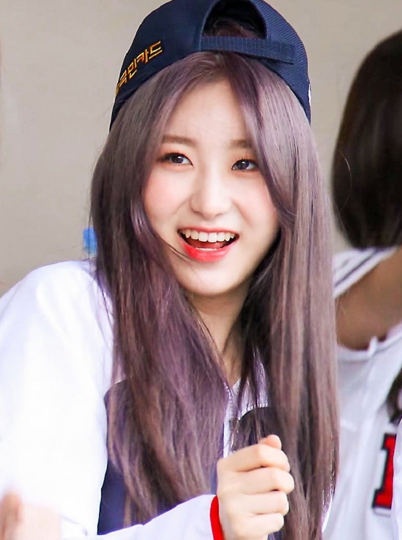 Vẻ đẹp mê hoặc của Chaeyeon