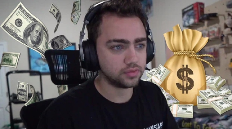 Chỉ cần nhắm mắt ngủ, hot streamer cũng nhận được tiền donate