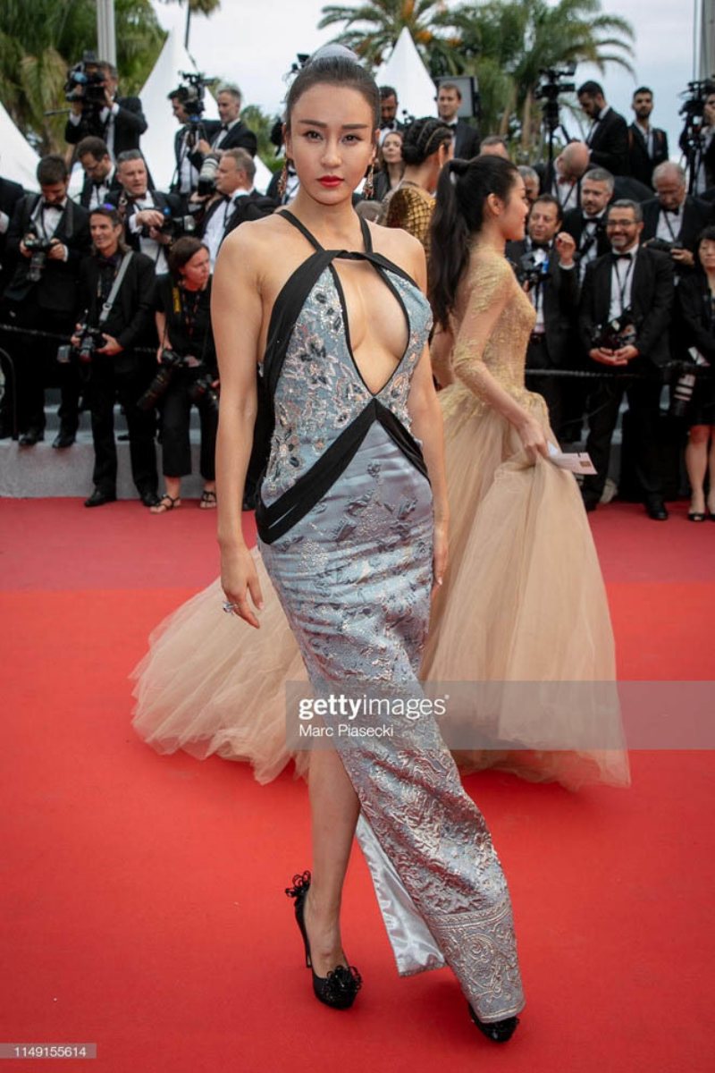 Những người đẹp Hollywood diện phản cảm hớ hênh tại LHP Cannes