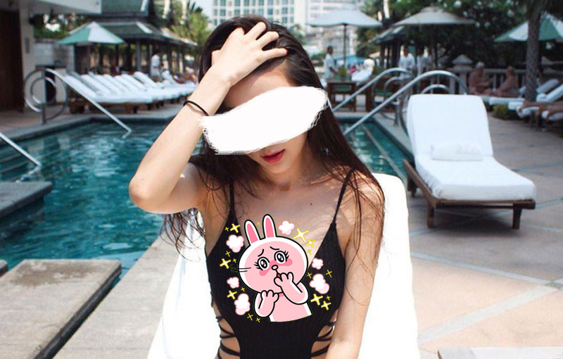 Khoe vòng 1 trong bikini nóng bỏng