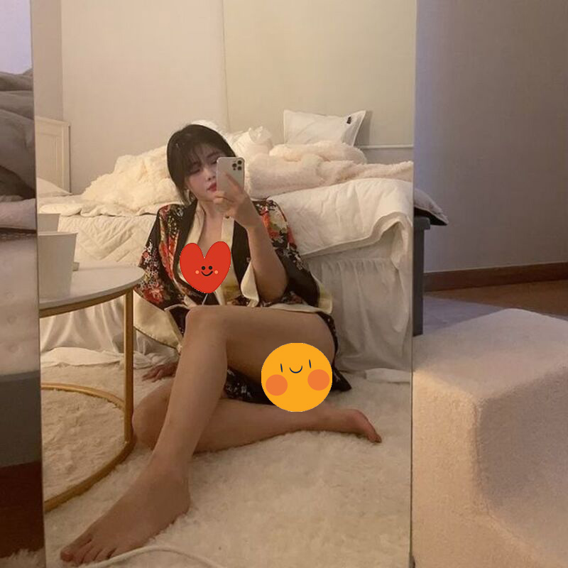 Lộ clip nhạy cảm, liệu streamer này có ý định chuyển hướng sang bán ảnh nóng 18+? lộ clip