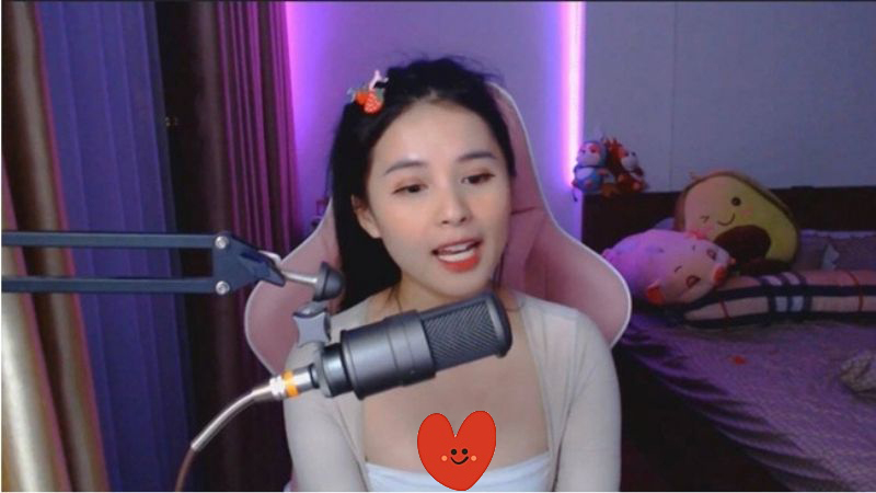 Thảo Nari gây chú ý vì vòng 1 căng đét sau khi tăng cân khiến người hâm mộ khen nức nở thảo nari