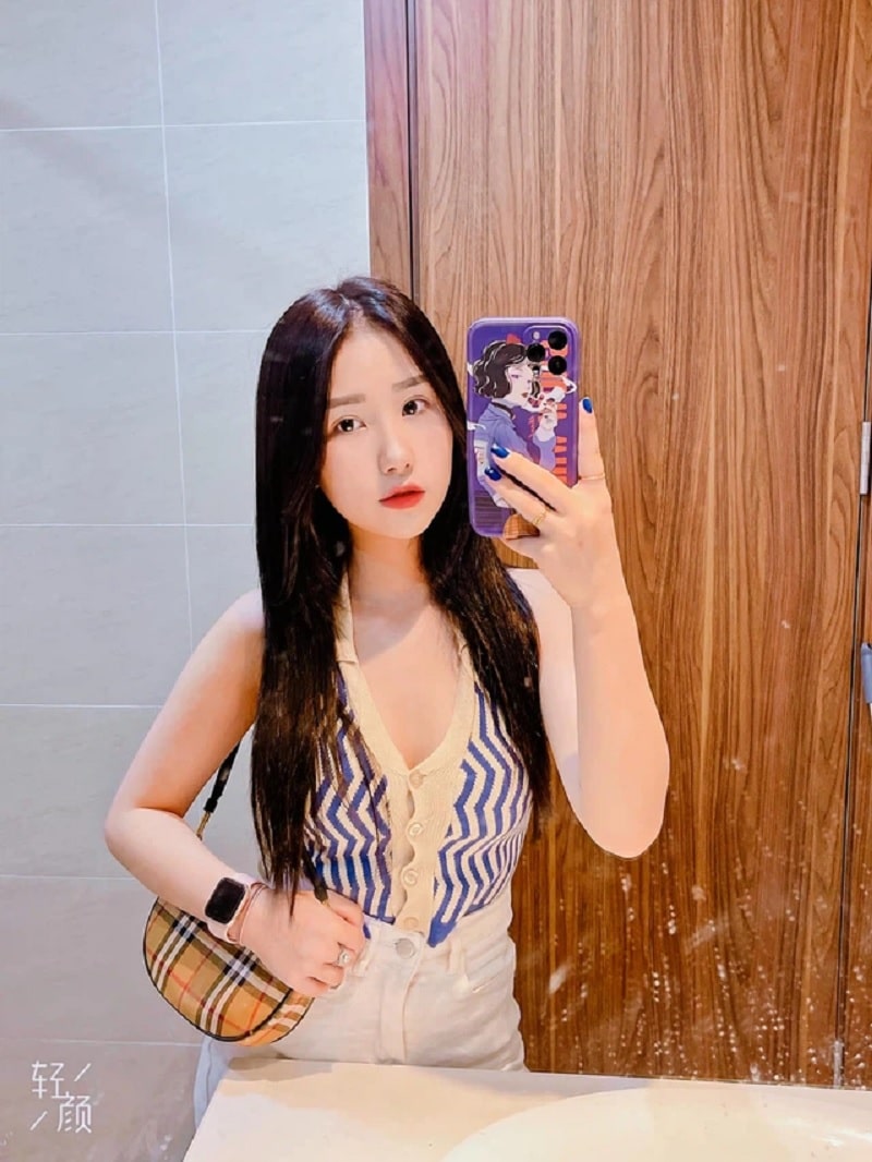 Ảnh hot của Tiểu Hý