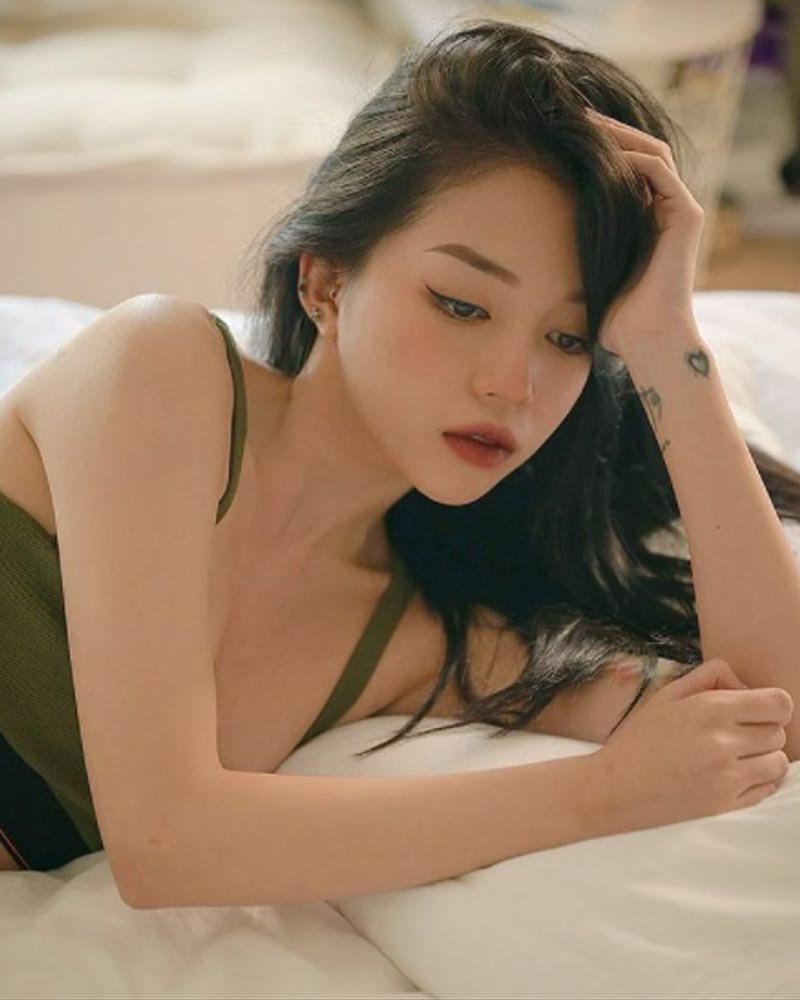 ảnh sexy của Linh