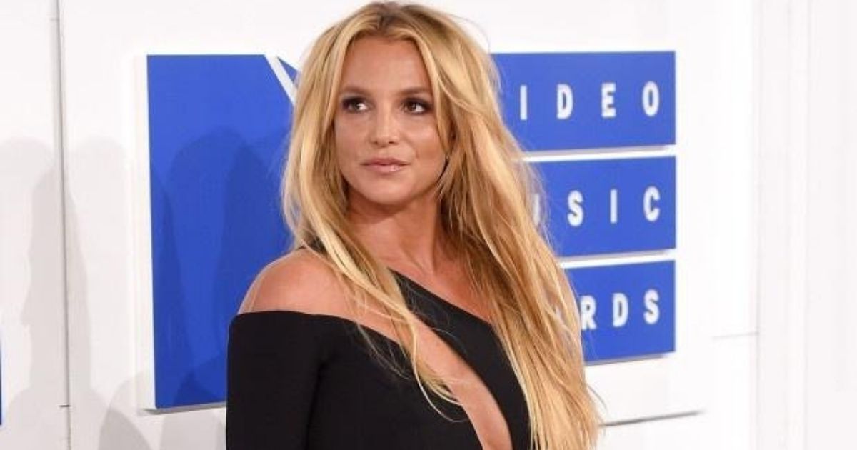 Britney Spears đã được tự do sau 13 năm bị giám hộ