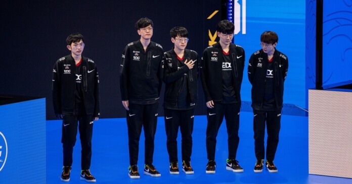 Cộng đồng LPL ăn mừng “nổ trời” với chiến thắng EDG, dân mạng xứ Trung ké fame vô cùng phản cảm Cộng đồng LPL ăn mừng “nổ trời” với chiến thắng EDG, dân mạng xứ Trung ké fame vô cùng phản cảm