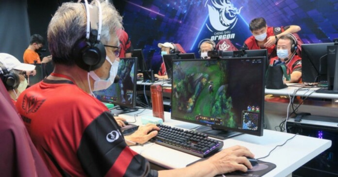 giai-dau-esports-danh-cho-nguoi-cao-tuoi-hua-hen-hot-7 Giải đấu esports dành cho người cao tuổi đầy độc đáo khiến giới trẻ cũng phải trầm trồ