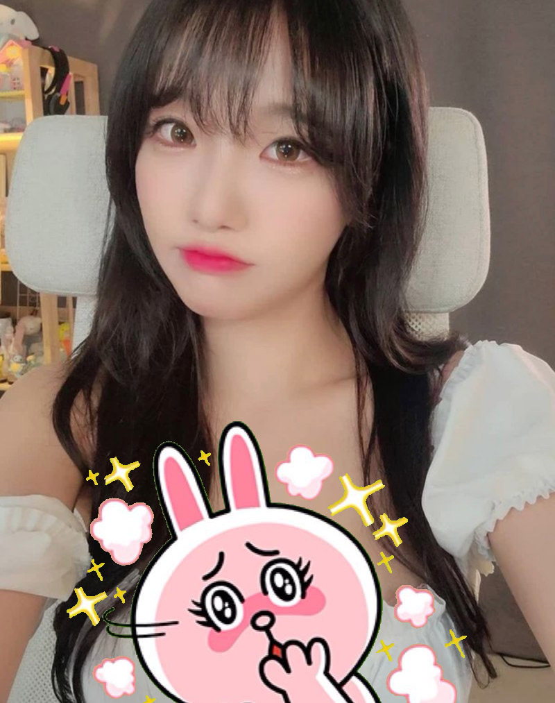 Nữ streamer sexy Su-ryun gương mặt khả ái