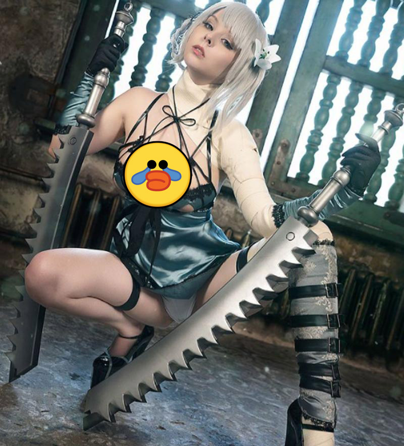 Nude cosplay Kaine không che Helly để lộ cả vòng 1 căng tròn trước ống kính cosplay Kaine