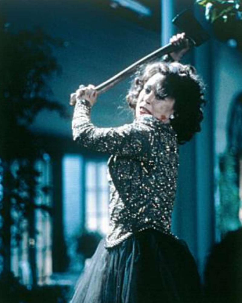 nàng thơ Hollywood Joan Crawford bạo hành con nuôi