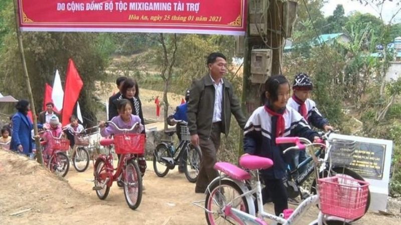 tháng 12 cũng là thời gian mà Độ Mixi sẽ dành hết số tiền donate để làm từ thiện