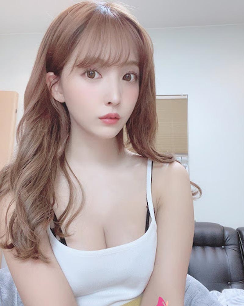 Diễn viên phim 18+