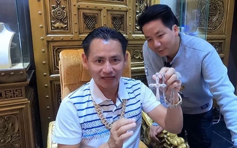 Vương Phạm tiết lộ Jonny Đặng đòi xử Khoa Pug trong video anh mới đăng tải