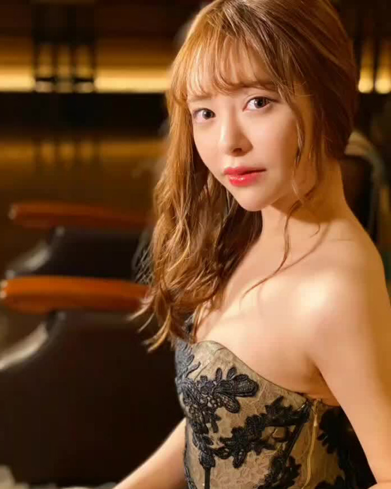 Yuna Ogura hối hận vì làm hot girl 18+ do bố mẹ thích xem 7