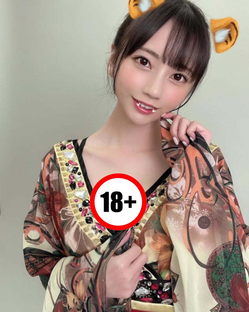 Đón năm mới với dàn hot girl 18+ trong trang phục truyền thống vừa kín đáo và sexy