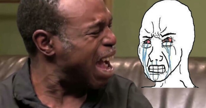 Top meme khóc không hề giả trân cho những anh em cào phím