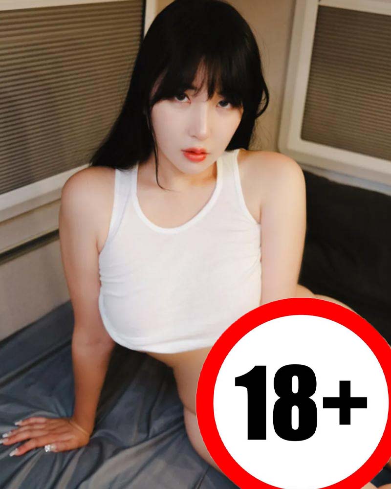 Hot girl 18+ ngực khủng nhất Hàn Quốc lộ hàng trên livestream khi ngay bên cạnh có tài xế nam