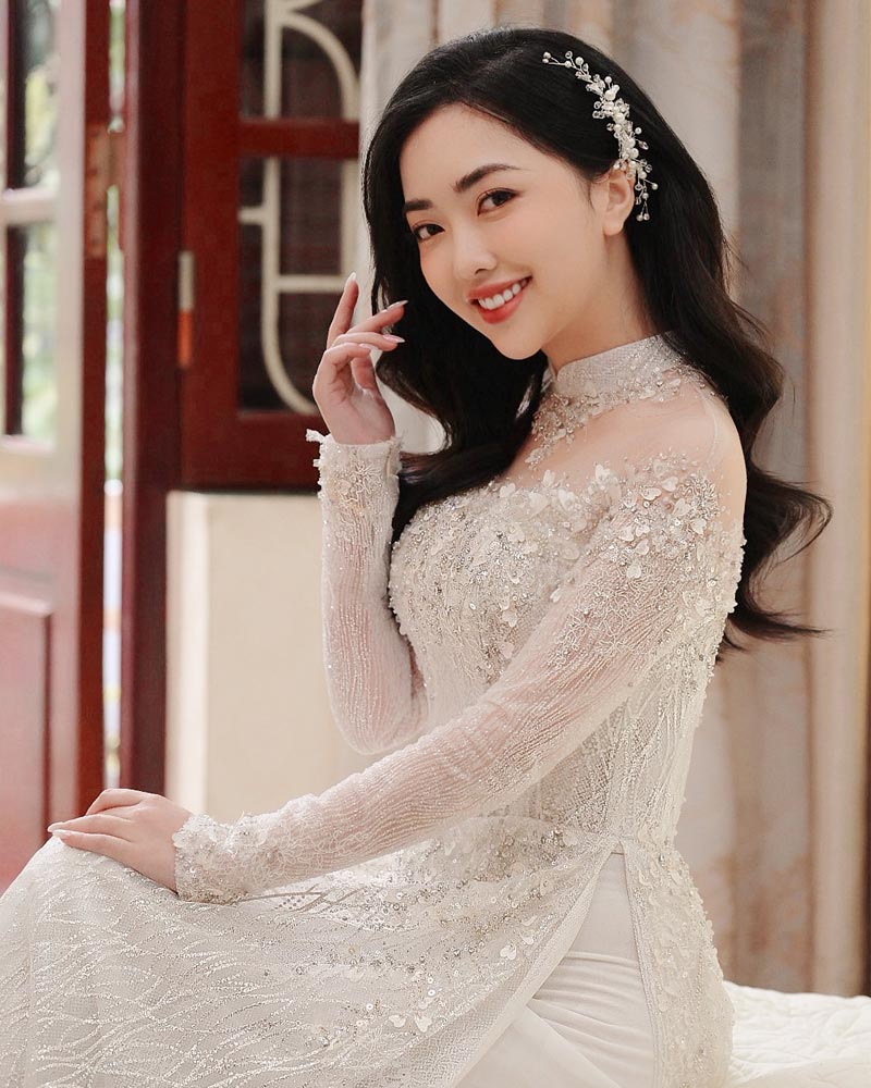 Nhan sắc xinh đẹp của Mai Hà Trang