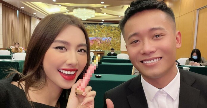 quang-linh-vlog-va-thuy-tien-duoc-fan-day-thuyen-0 Quang Linh Vlog và Thùy Tiên được đẩy thuyền vì quá đẹp đôi