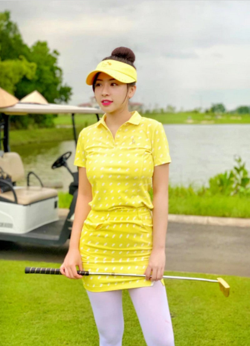 Gái xinh chơi golf: Trăm triệu đô, quần áo nhiều vô kể, view…