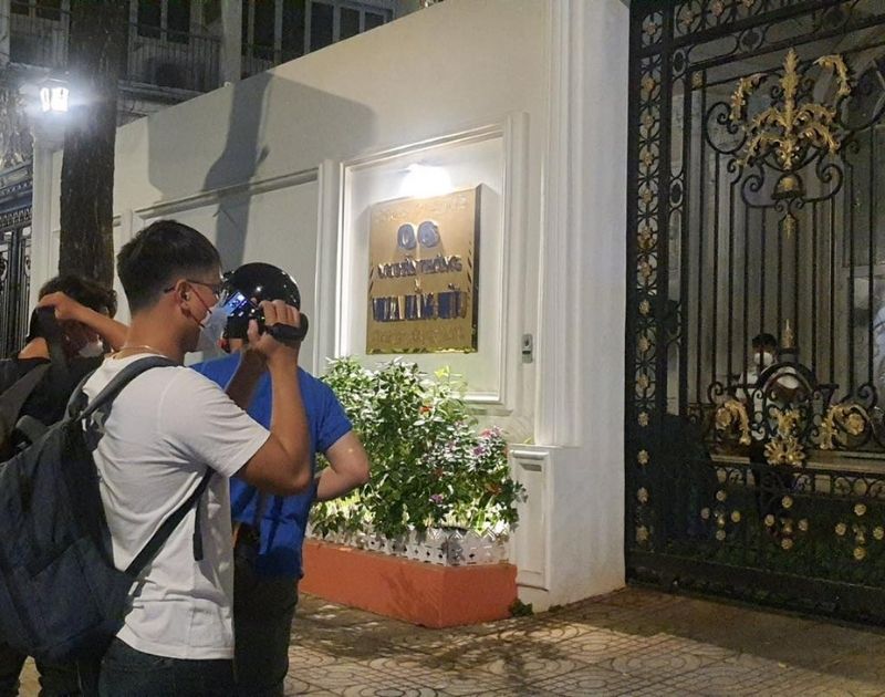 Quyết định bắt tạm giam bà Nguyễn Phương Hằng vừa công bố làm dậy sóng cả nước