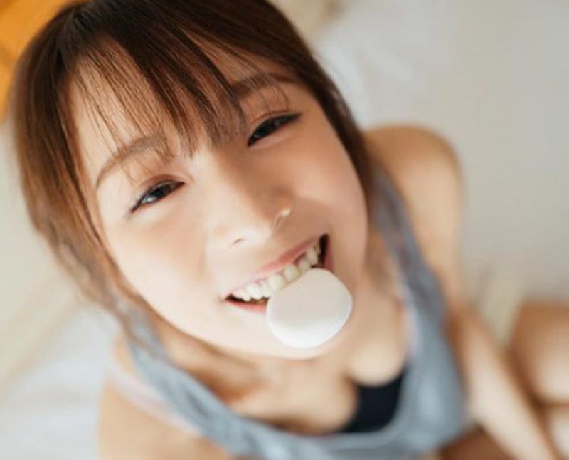 Hot girl 18+ Mahina Amane sở hữu vòng 1 bằng 2/3 chiều cao 1