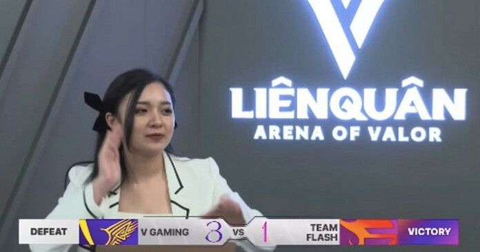 mc-quoc-dan-phuong-thao-co-man-an-mung-sieu-dang-yeu-1 MC quốc dân Phương Thảo có màn ăn mừng siêu đáng yêu