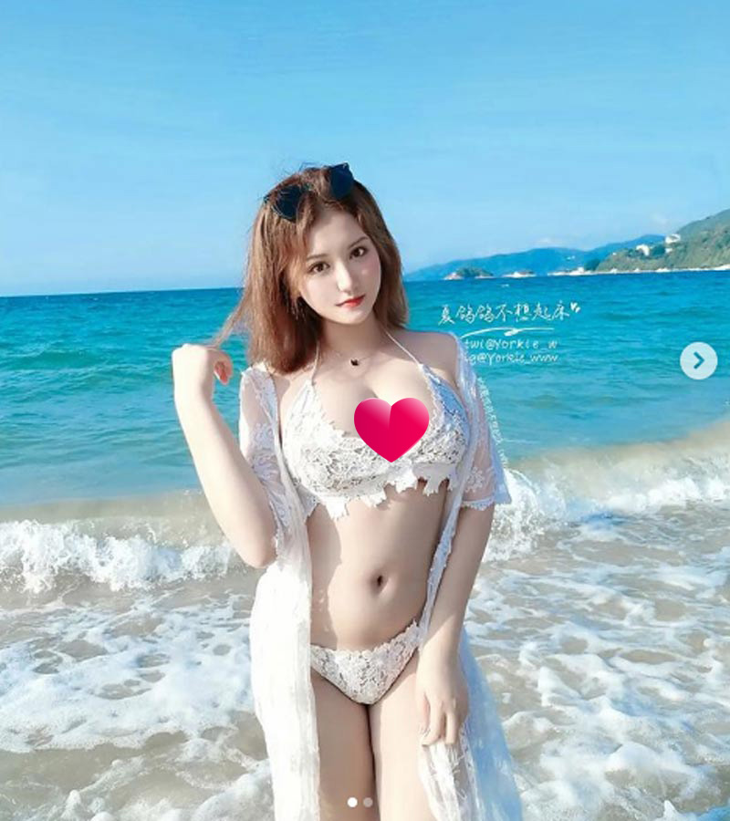 Hot girl 18+ triệu fan sở hữu "vựa bưởi" cực ngợp thở 3