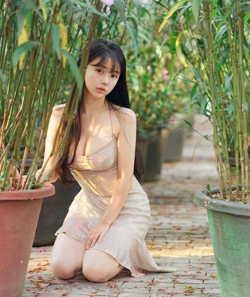 Streamer Yuan Xie từ ngọc nữ bỗng dấn thân vào content 18+ 1