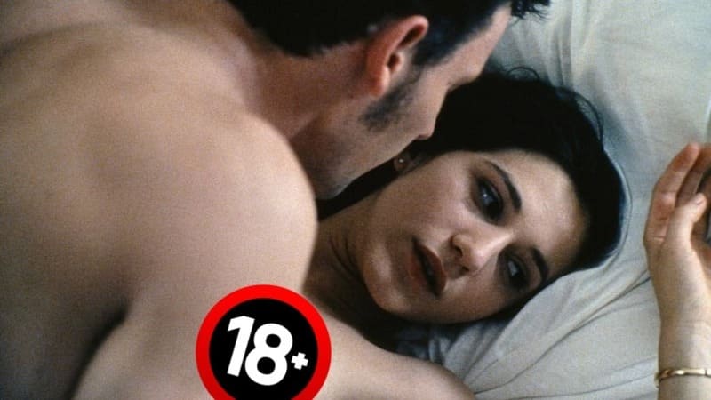 Bộ phim Romance (Khao khát dục vọng) có nội dung xoay quanh một người phụ nữ vì bị bạn trai cấm dục mà đã quyết định ngoại tình.
