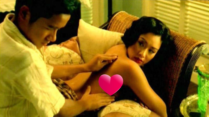 Jan bị cha dượng của mình là Khun Luang, coi như kẻ bị nguyền rủa kể từ khi mẹ qua đời khi sinh ra cậu ra.