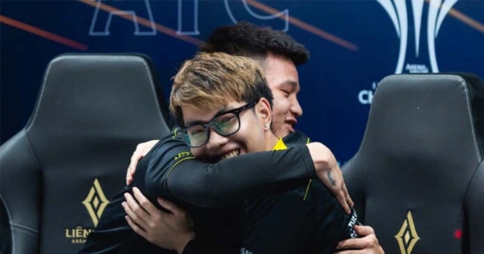 v-gaming-di-tiep-doi-dau-team-flash-tai-aic-2022 V Gaming giành vé đi tiếp tại bảng tử thần, đối đầu Team Flash tại Playoffs AIC 2022