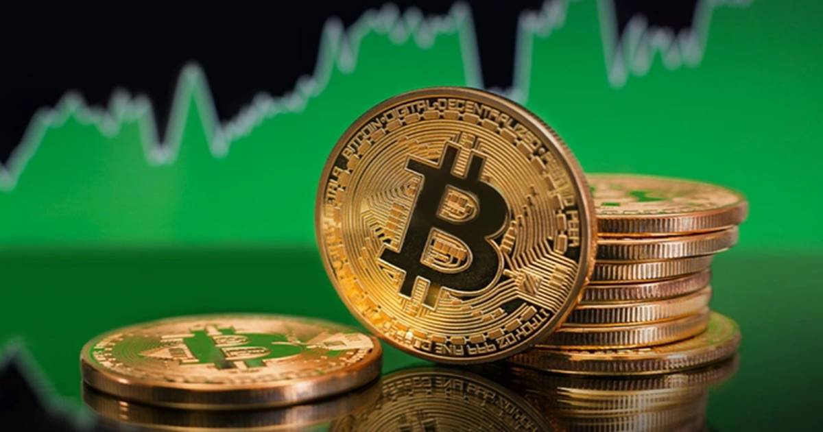 Bitcoin tăng lên 22.000 USD sau khi FED thông báo tăng lãi suất
