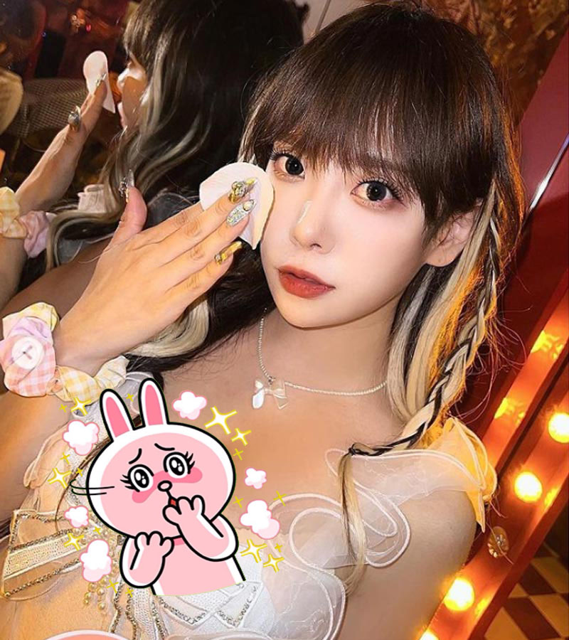 Nữ streamer Queen Dami khoe bikini bốc lửa quẩy hết nấc trong club Queen Dami cực cháy tại bar với bikini 2