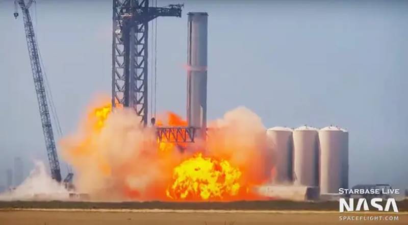 Tên lửa của SpaceX phát nổ có ảnh hưởng đến tham vọng của Elon Musk không?