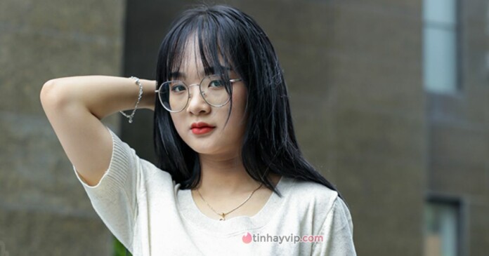 gam-kami-luong-6-so-van-xay-biet-thu-cho-bo-me-1 Gấm Kami lương 6 số 0 nhưng vẫn xây biệt thự cho bố mẹ