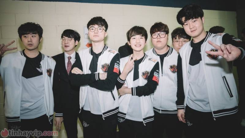 Huni officially retired in the jersey from TSM