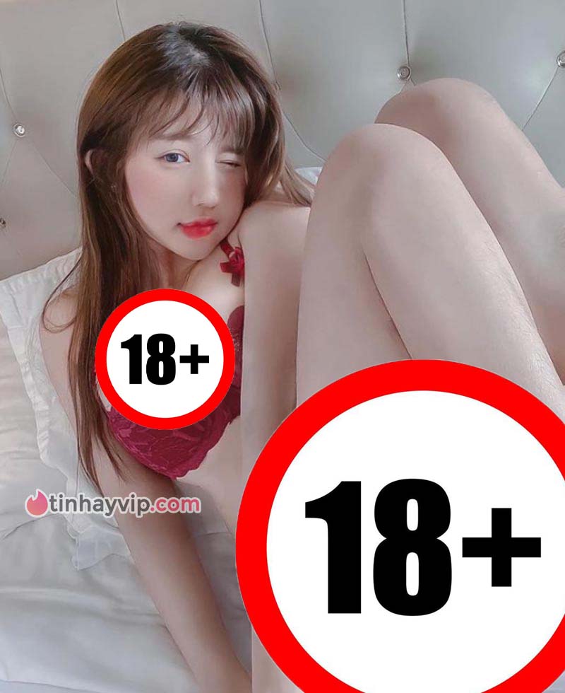 Hot girl Bến Tre Huỳnh Mai Linh 2k2 khoe body 18+ gây xao xuyến