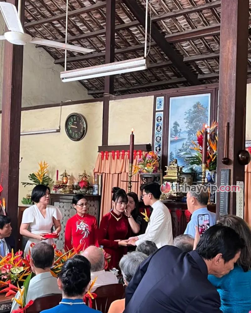 Minh Nghi và Bomman: Hành trình yêu và cưới của cặp đôi hot làng game Việt