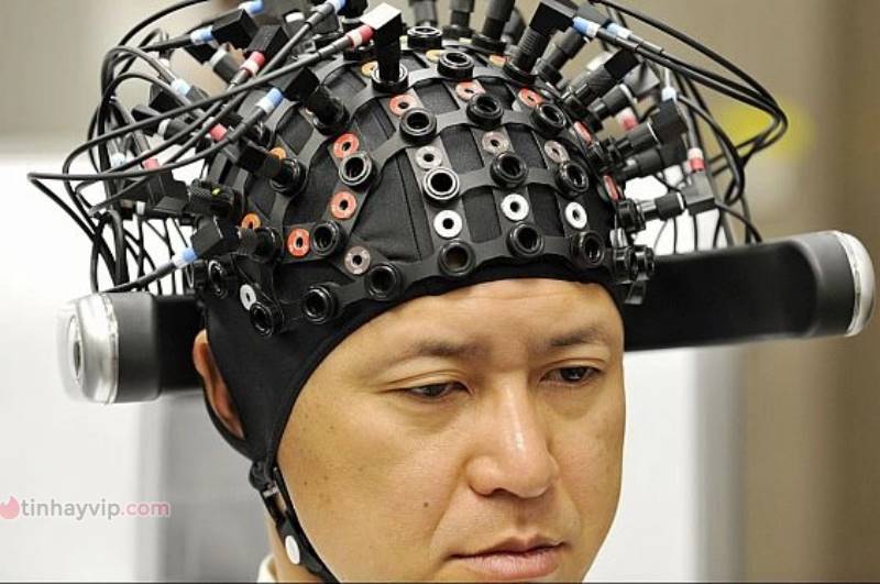 Độ chính xác của mũ đọc sóng não chưa đạt 100% vì thiếu dữ liệu