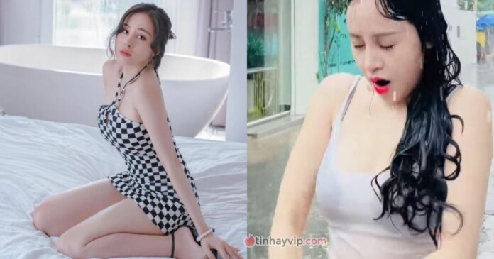 ba-tung-lo-noi-y-kem-duyen-khi-tam-mua-1 Bà Tưng lộ nội y kém duyên khi mặc áo mỏng tắm mưa