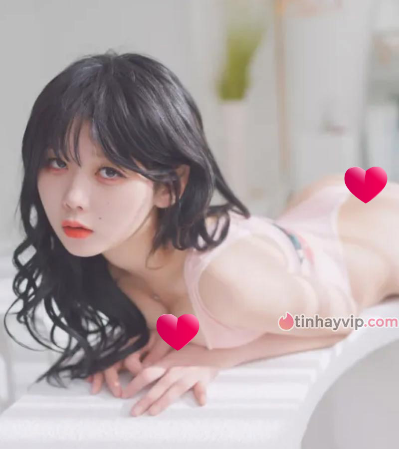Hot girl 18+ Zia diện bikini meme phim người lớn 4
