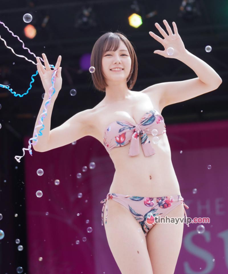 Remu Suzumori xinh đẹp trong bikini 2 mảnh 5