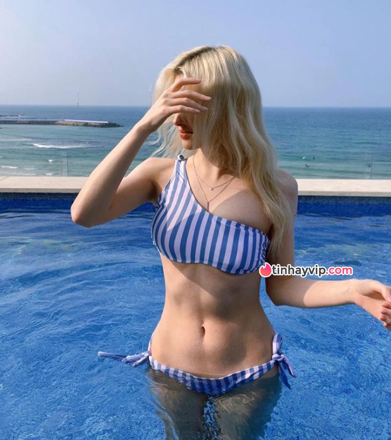 Karimova Elina bikini 3