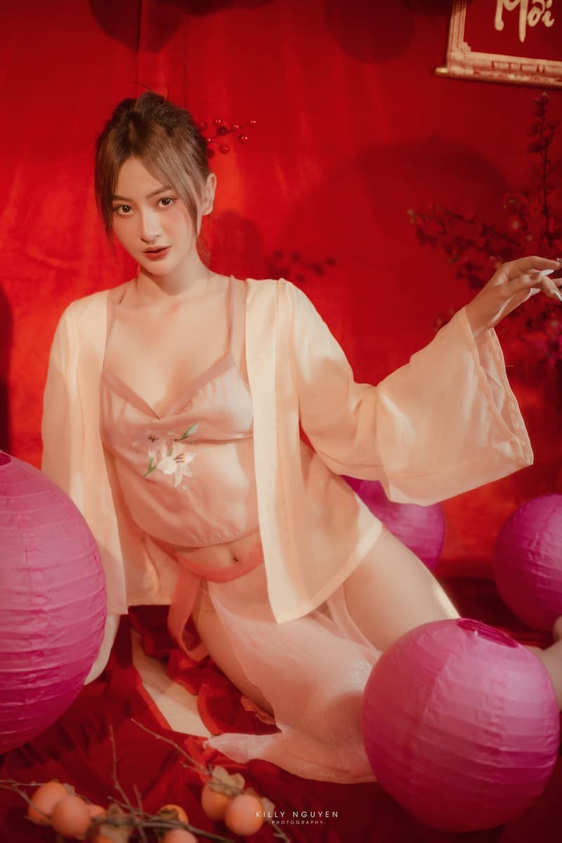 Hình ảnh Triệu Linh Trang đẹp, sexy, nóng bỏng nhất