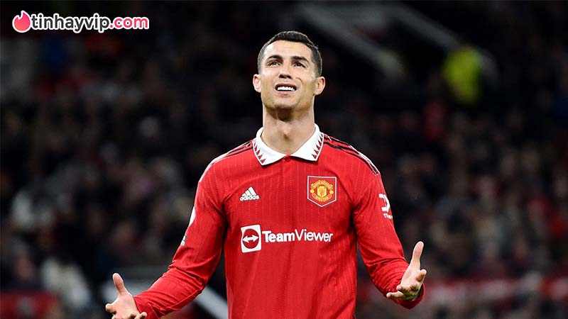 NÓNG: Ronaldo chính thức chia tay MU