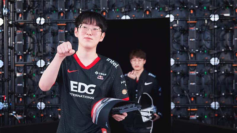 Scout wants fans to remember her as a hero like Faker